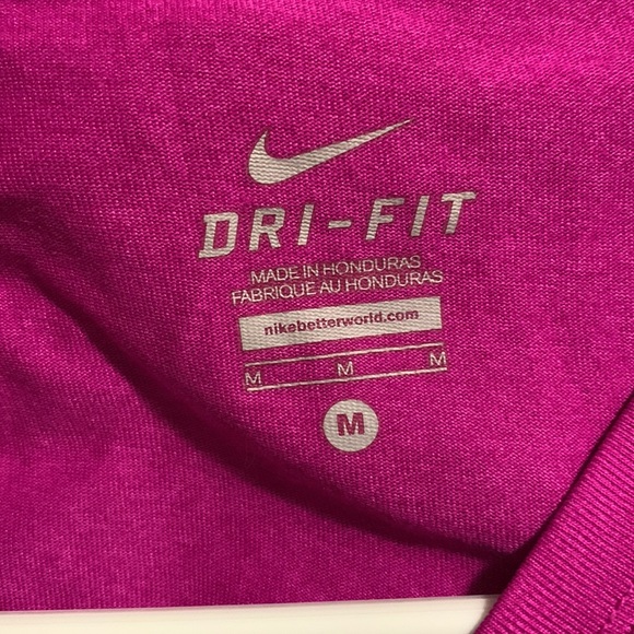 Vibrant workout top - Picture 2 of 2